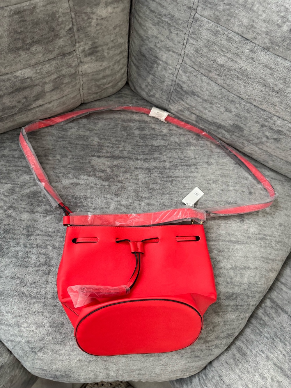 Red Women's Drawstring Crossbody Bag